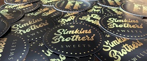 Бесплатные наклейки Simkins Brothers